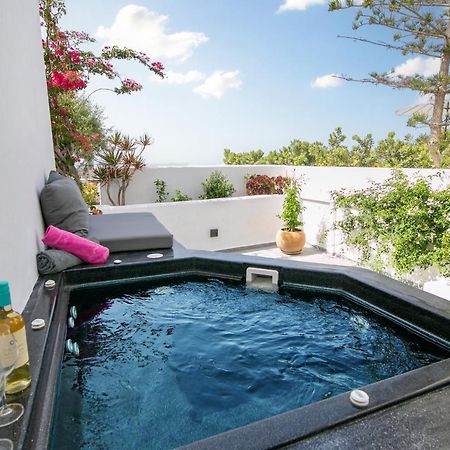 Sensia Luxury Studio With Hot Tub أويا المظهر الخارجي الصورة