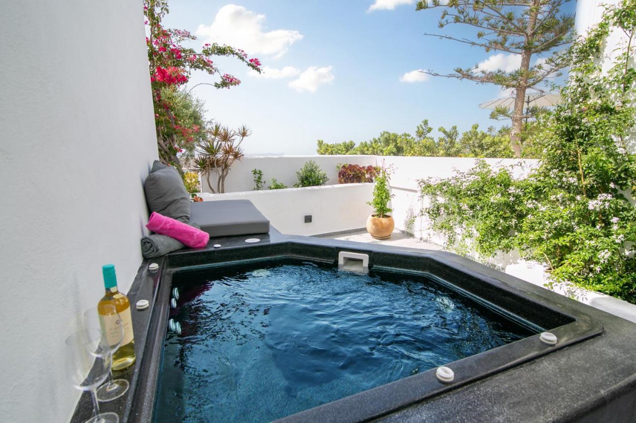 Sensia Luxury Studio With Hot Tub أويا المظهر الخارجي الصورة